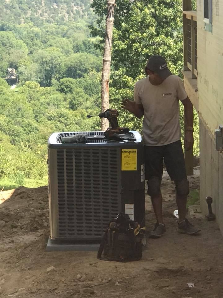 New air conditioning unit installed by Arctic Heating and Cooling